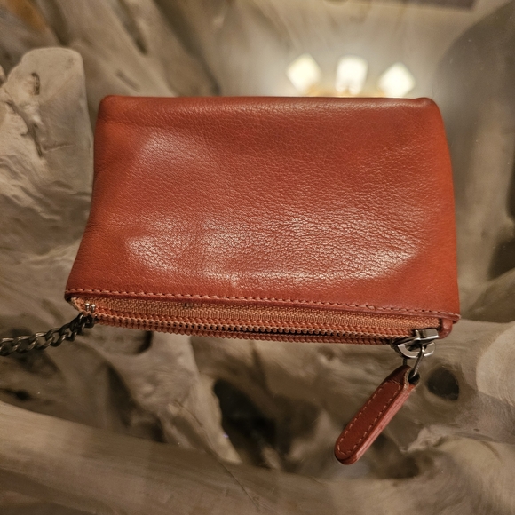 CHANEL Red Leather Coin Pouch - Picture 11 of 14